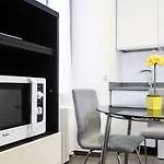 Aparthotel Diaz Como