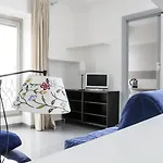 Diaz מלון דירות