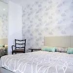 Diaz Aparthotel 4*