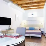 Diaz Aparthotel 4*