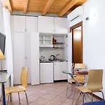 Diaz Aparthotel Como