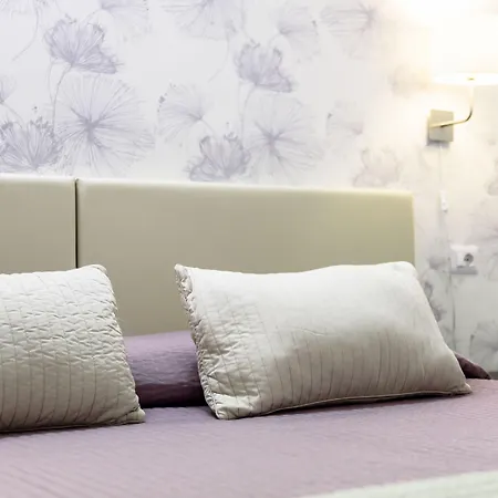Diaz Aparthotel 4*