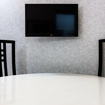 Diaz Aparthotel 4*
