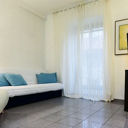Diaz Apartmanhotel Como