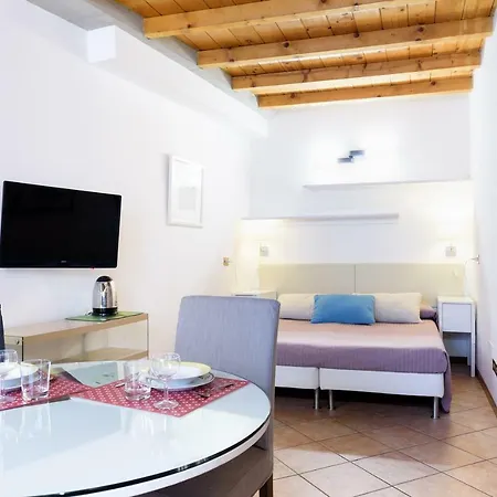 Diaz Aparthotel 4*