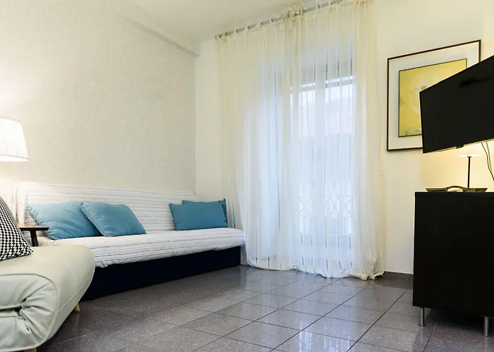 Diaz Aparthotel Como