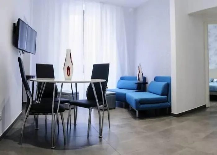 Diaz Aparthotel Como