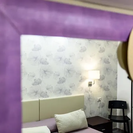 Aparthotel Diaz Como